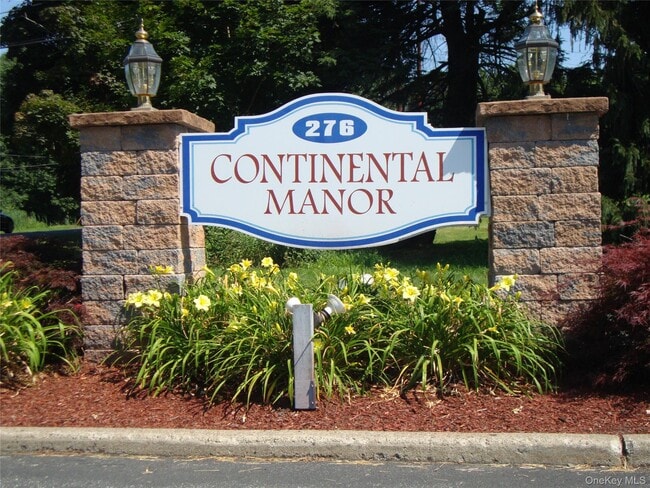 Building Photo - 276 Temple Hill Rd Unit 2215