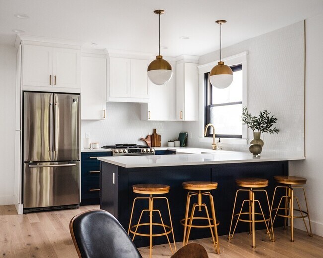 Photo - 331 Chelsea St Unidad 3