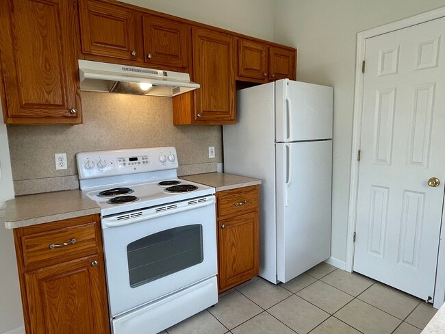 Photo - Shelby Township 2 Bedroom, 2 Bath Condo-St...