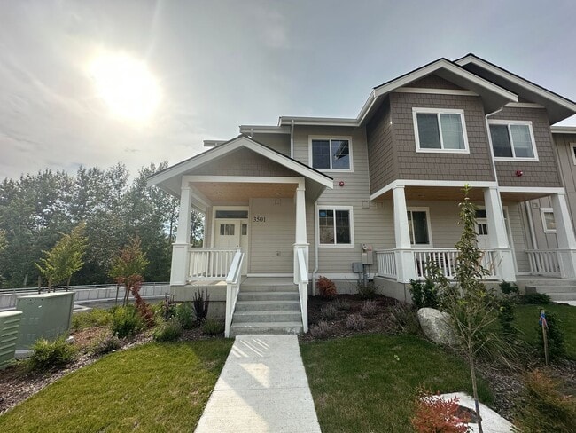Building Photo - 3501 Sussex Dr Rental
