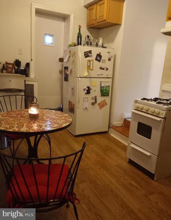 Photo - 3711 Lancaster Ave