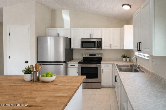 Photo - 2897 10th St