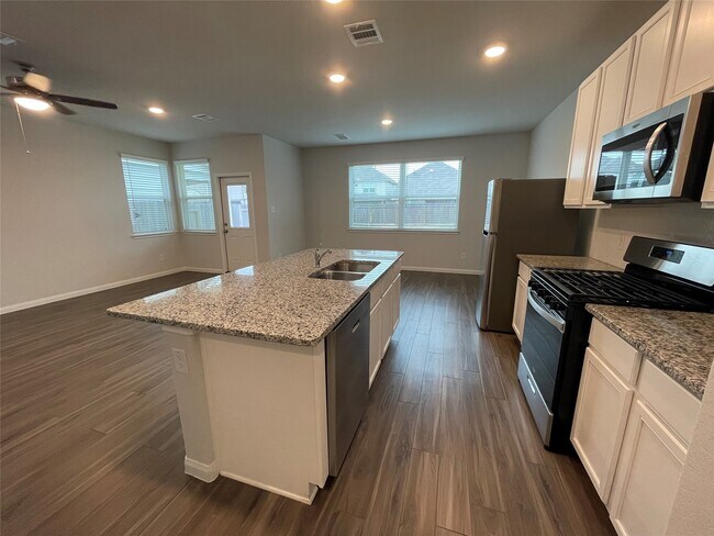 Photo - 3838 Giorgio Pastel Pl