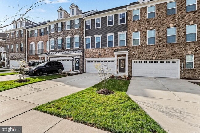 Photo - 10878 Foxtrot Cir
