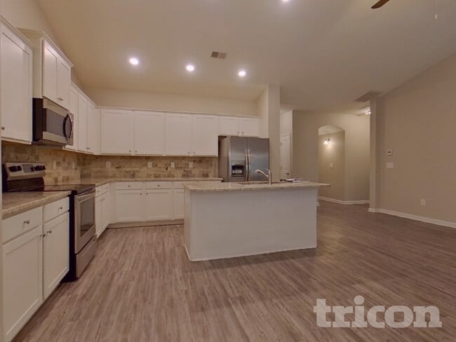 Photo - 216 Stone Creek Ct
