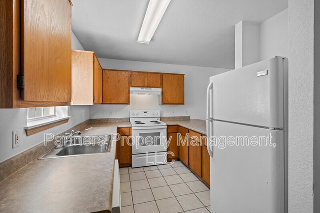 Photo - 888 S Curtis Ave