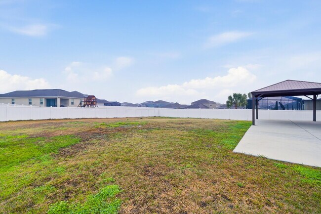 Photo - Spacious 4 Bedroom Home with Private Mother-in-Law Suite – Pet Friendly & Move-In Ready!