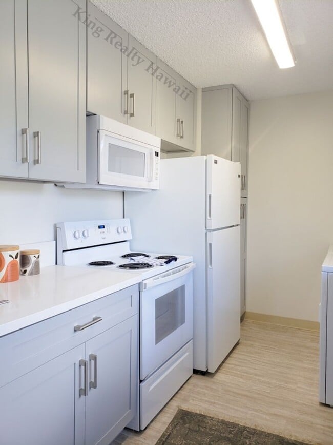 Photo - **UPGRADED, RARE Only 2 units per floor! 2... Unit 1111 WILD 6A