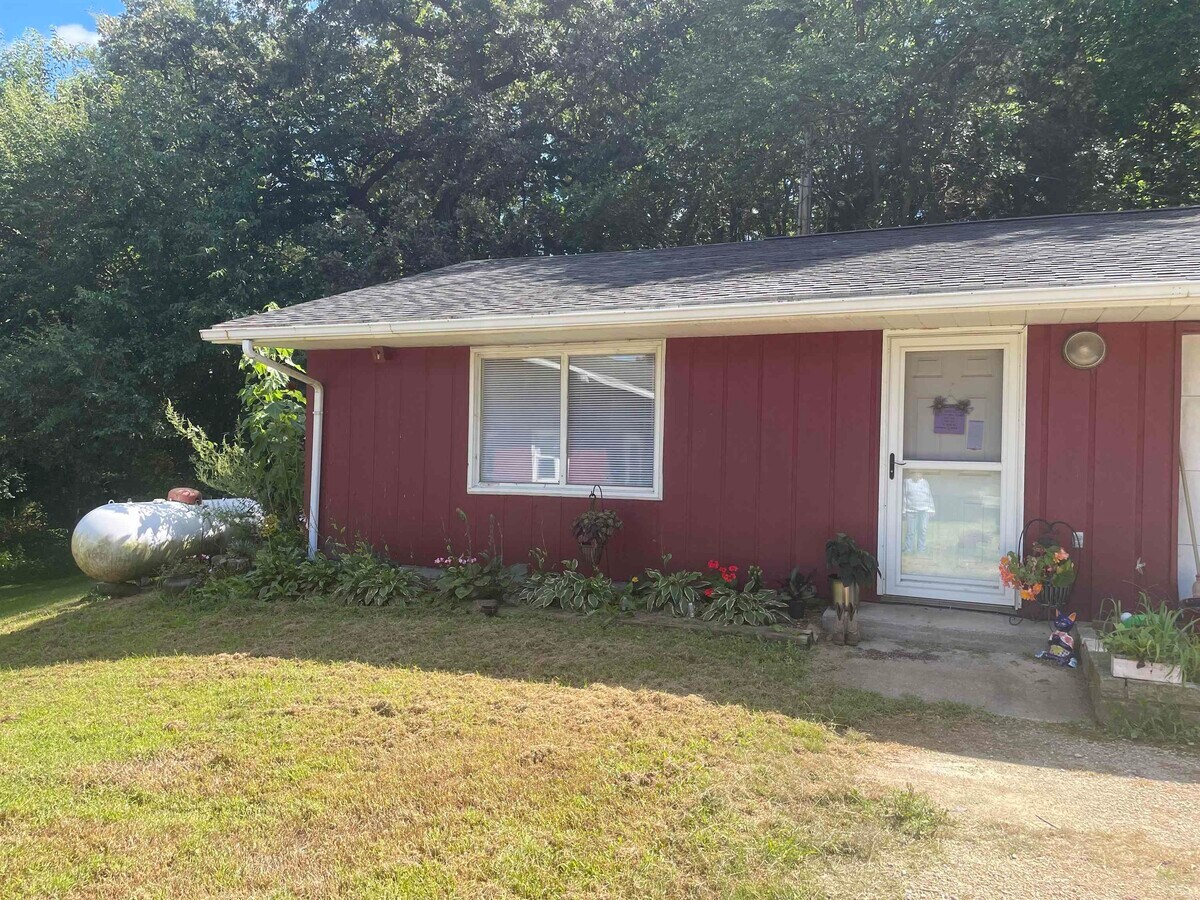 Photo - 3827 NW Miner Rd House