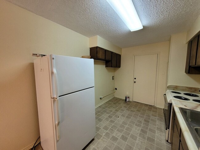 Photo - 613 Maurice St Unit 613A