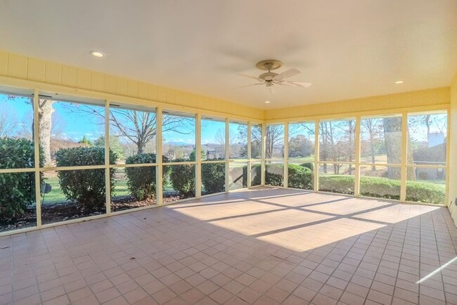 Photo - 218 Baltusrol Rd