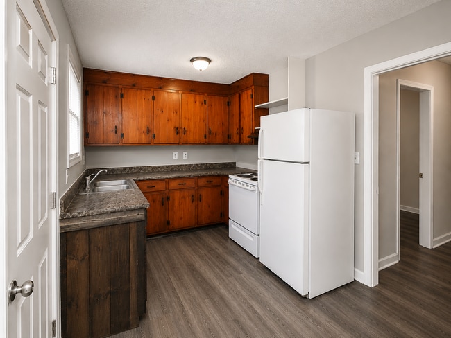Photo - 1502 Woodmere Dr