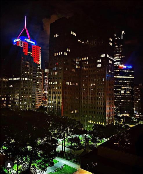 Photo - 320 Fort Duquesne Blvd