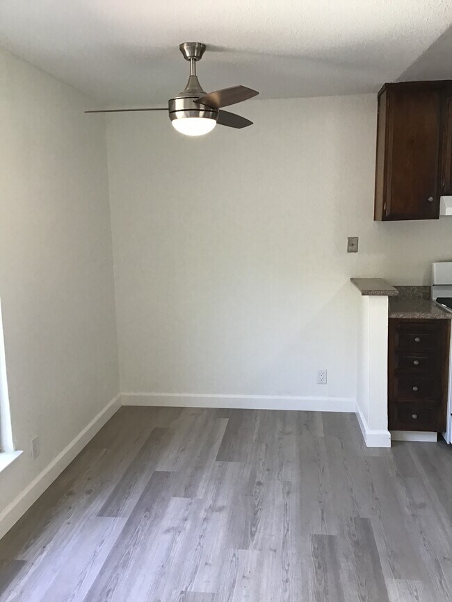 Dining room - 2033 Sierra Rd