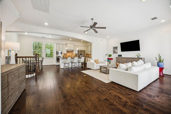 Photo - 12247 Oxford Cres Cir