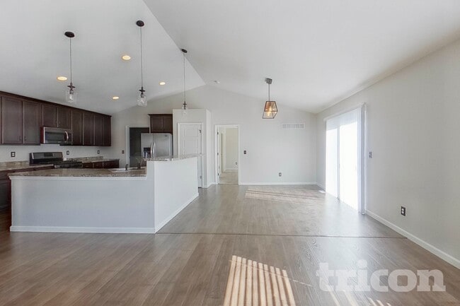 Photo - 5128 Seckman Ridge Way