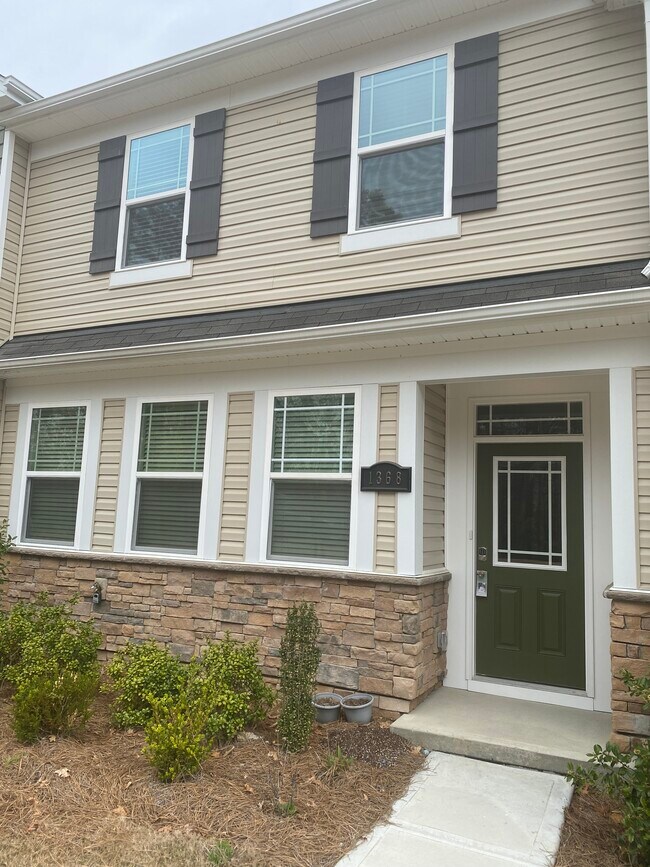 Photo - 1368 Galloway Rd