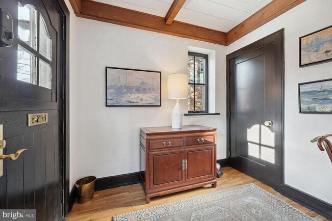 Building Photo - 5543 29th St NW