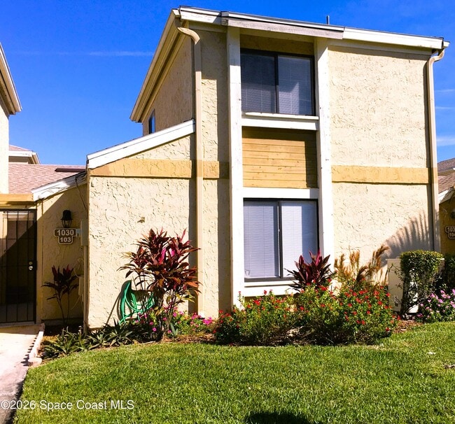 Building Photo - 1030 Abada Ct NE