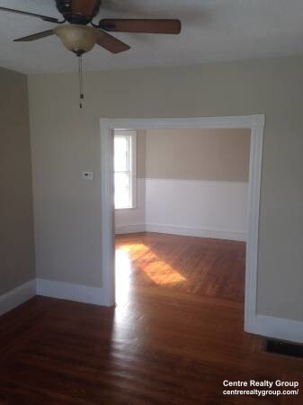 Building Photo - 44 Orchard St Unit 2