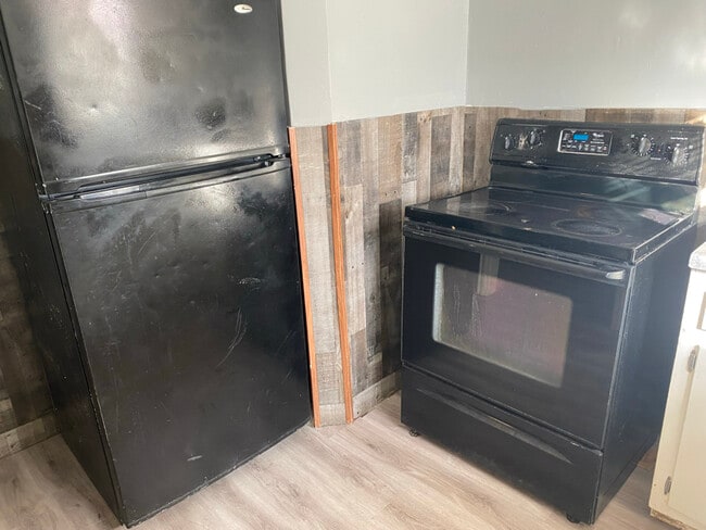 Photo - 1809 E 23rd St N