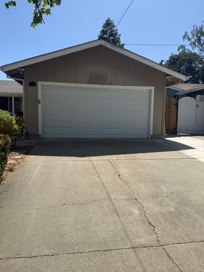 Photo - Charming 3 Bedroom, 2 Bathroom Livermore Home with Pool & Private Backyard Oasis