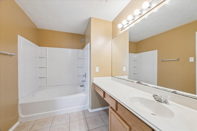 Photo - 6830 Arbor Hollow Ln