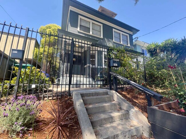 Photo - 862 37th St Unit 862
