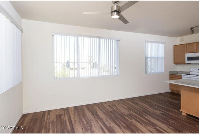 Photo - 16965 W Van Buren St Unit 3