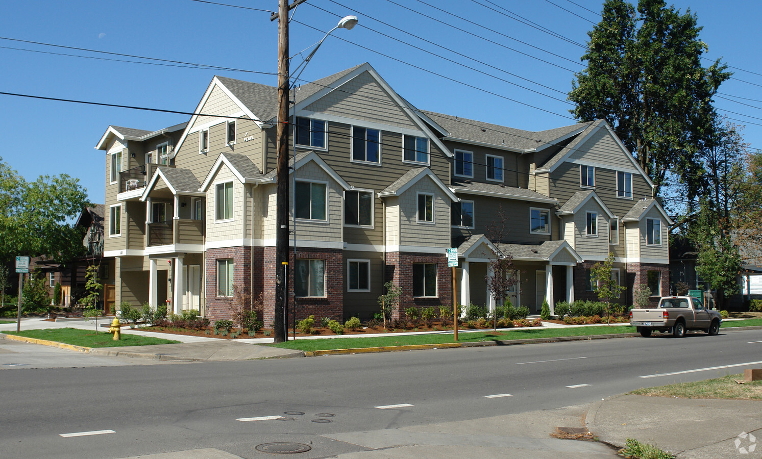 The Madrone - The Madrone Apartments