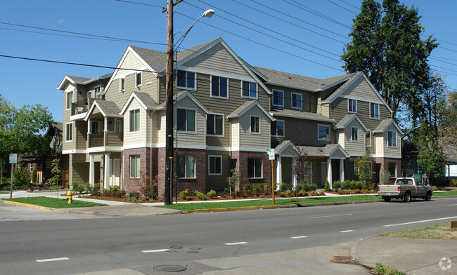 Building Photo - The Madrone Rental