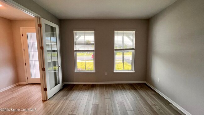 Photo - 5009 Sunnytime St