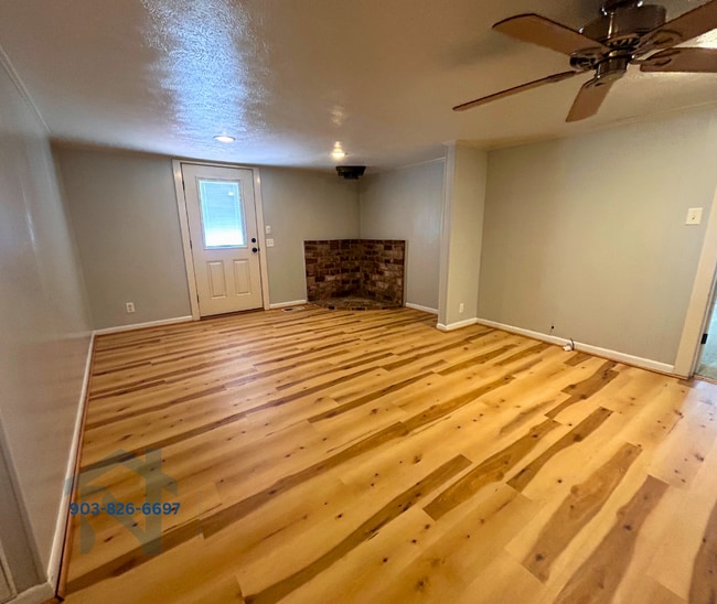 Photo - 1832 Co Rd 1462