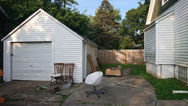 Photo - 4552 Guilford St