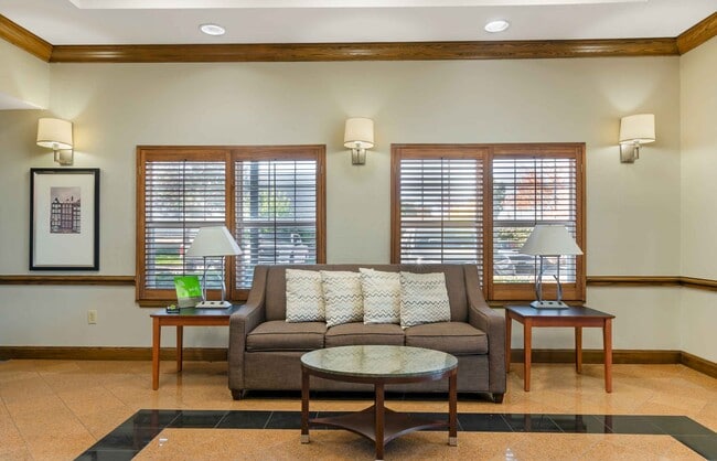 Furnished Studio-Kansas City - Lenexa - 87th St.