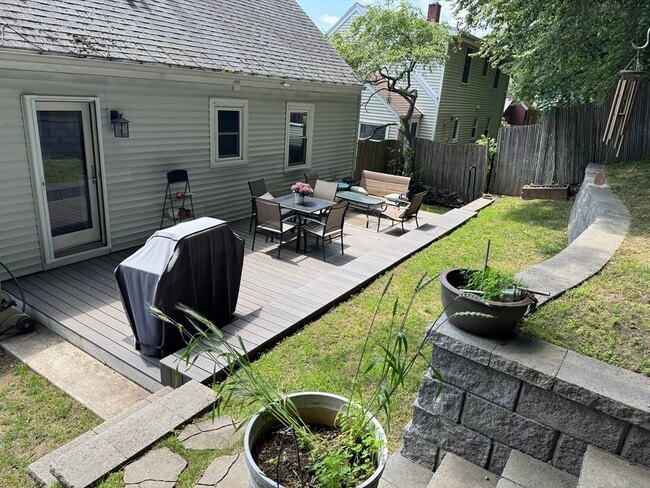Photo - 82 Potomac St Townhome