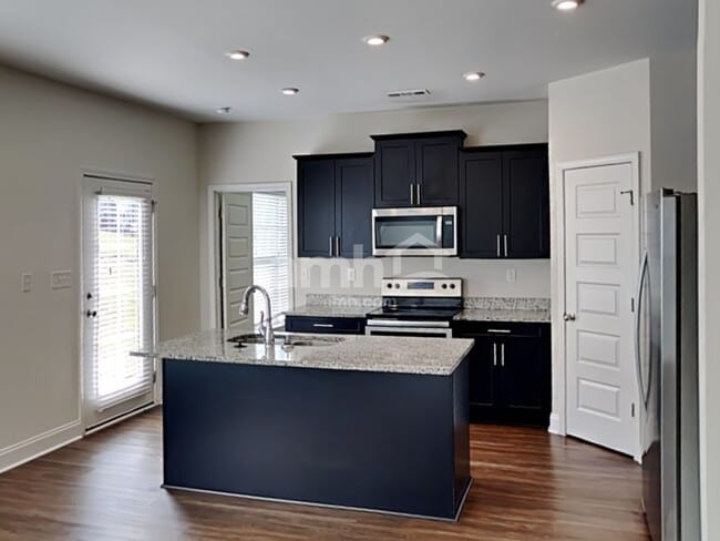 Photo - 5054 Mountain Springs Rd