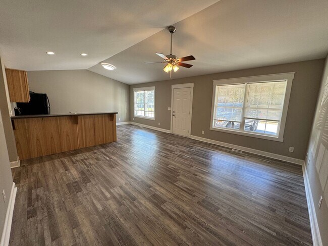 Photo - 310 N Varnell Rd Unidad Apt. C