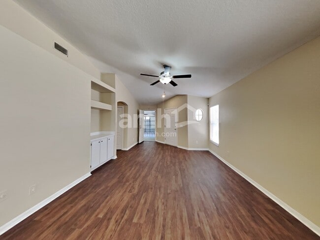 10440 Blackmore Dr
