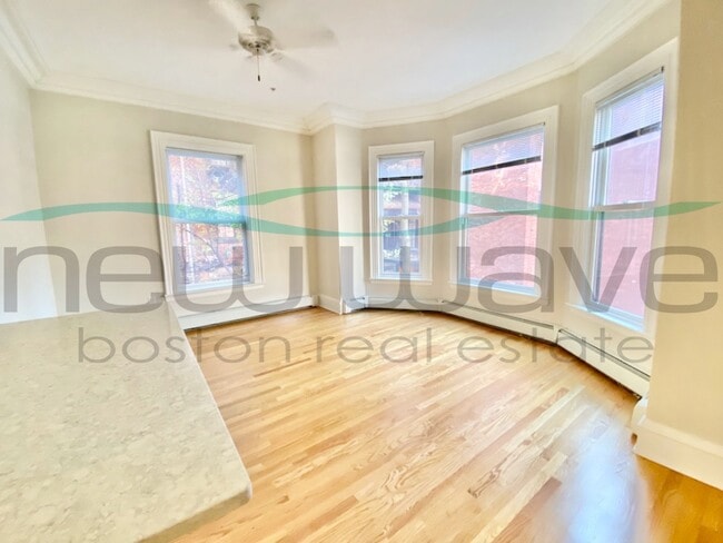 Building Photo - 31 Massachusetts Ave Unit 1 Rental