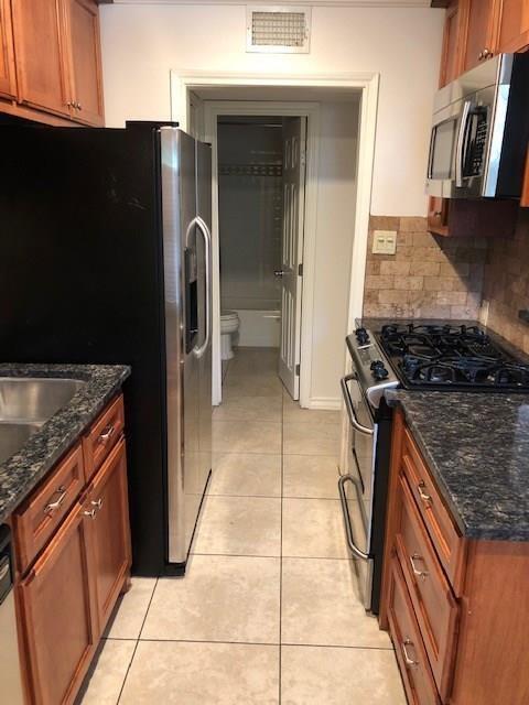 Photo - 407 E 45th St Unit 112