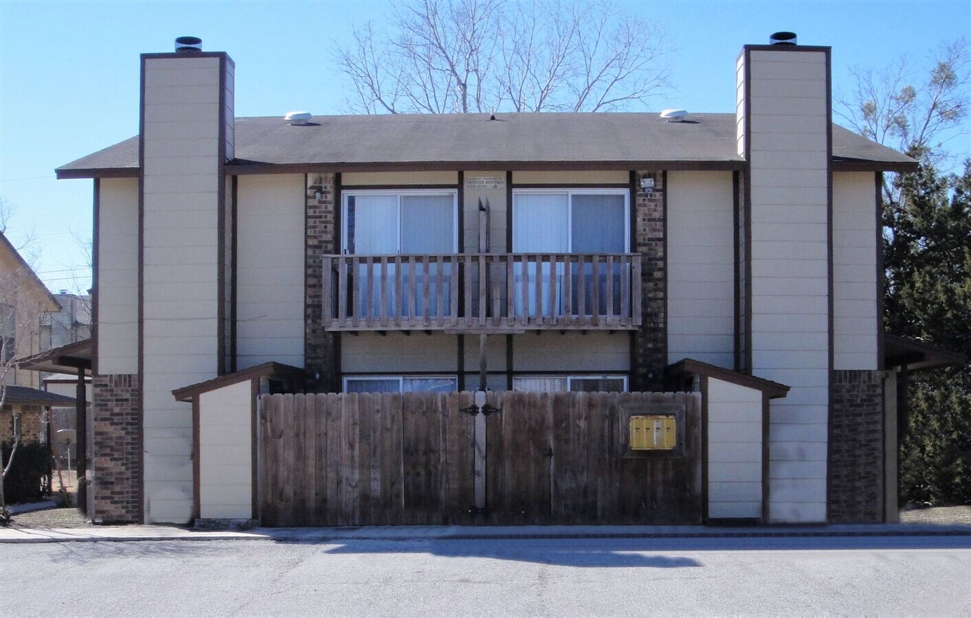 Photo - 3002 Chaucer Dr Unit Apt A