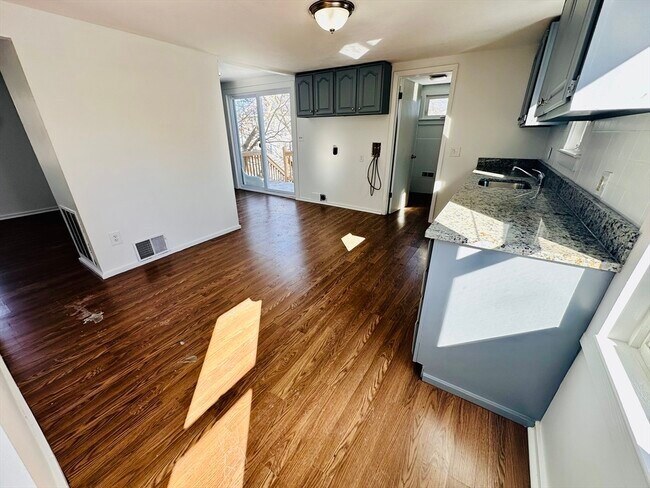 Photo - 12 Thorndike St Unidad 2