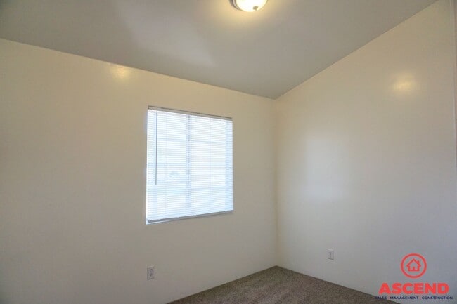 Photo - Spacious 3BD/2BA Home on a Large Lot in Bakersfield — Covered Patio, Garage & Pets Welcome!