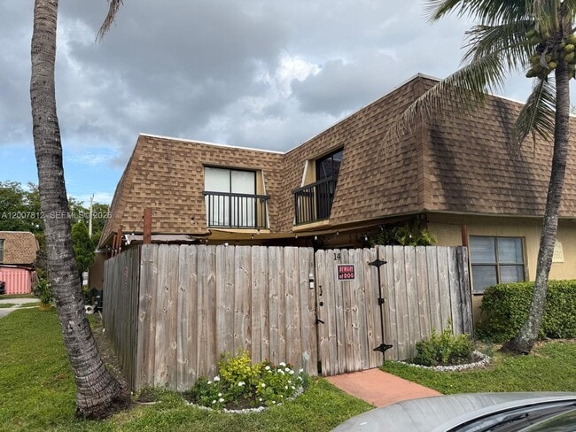 Building Photo - 6580 W 24th Ct