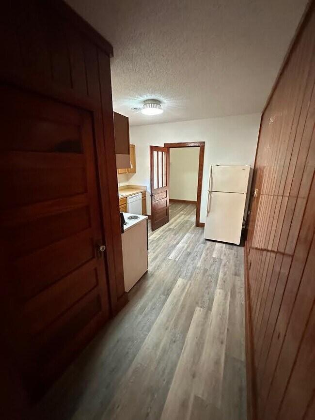 Photo - 324 Michael Cir