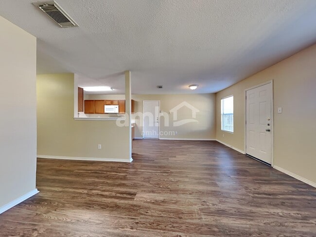 Photo - 1514 Lonesome Dove Trail