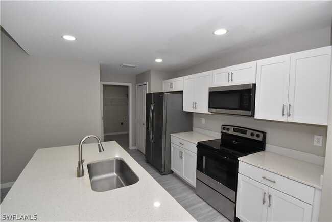 Photo - 3718 Donahue Ave