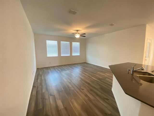 Photo - 1709 Lake Grove Dr