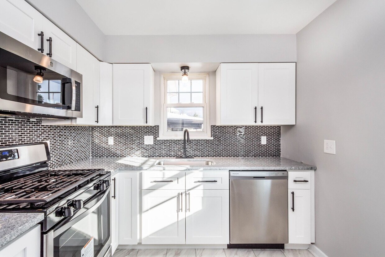 Charming 4 bedroom home in Pittsburgh avai... - Charming 4 bedroom home in Pittsburgh avai...